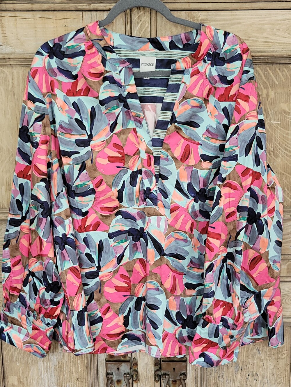 NIC+ZOE Firework Foliage Woven Top Plus Size 2X Blue Multi Tropical Palm